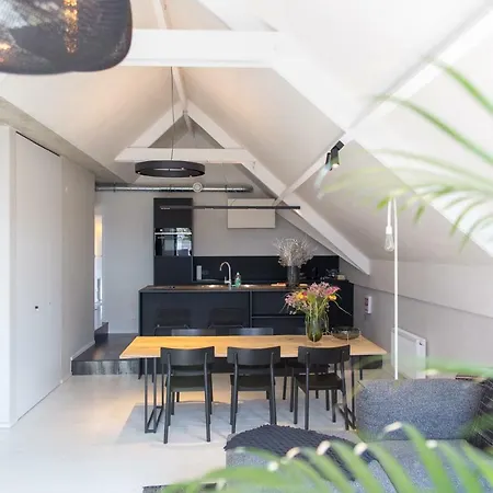 Aparthotel The Hide 3*