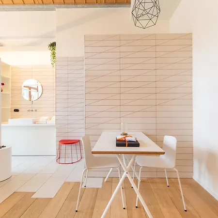 Apartmanhotel The Hide 3*