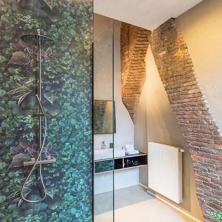 Apartmanhotel The Hide 3*